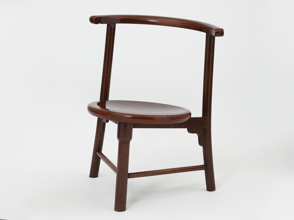 三脚椅子 | 吉田璋也の世界 Syoya YOSHIDA Design collection